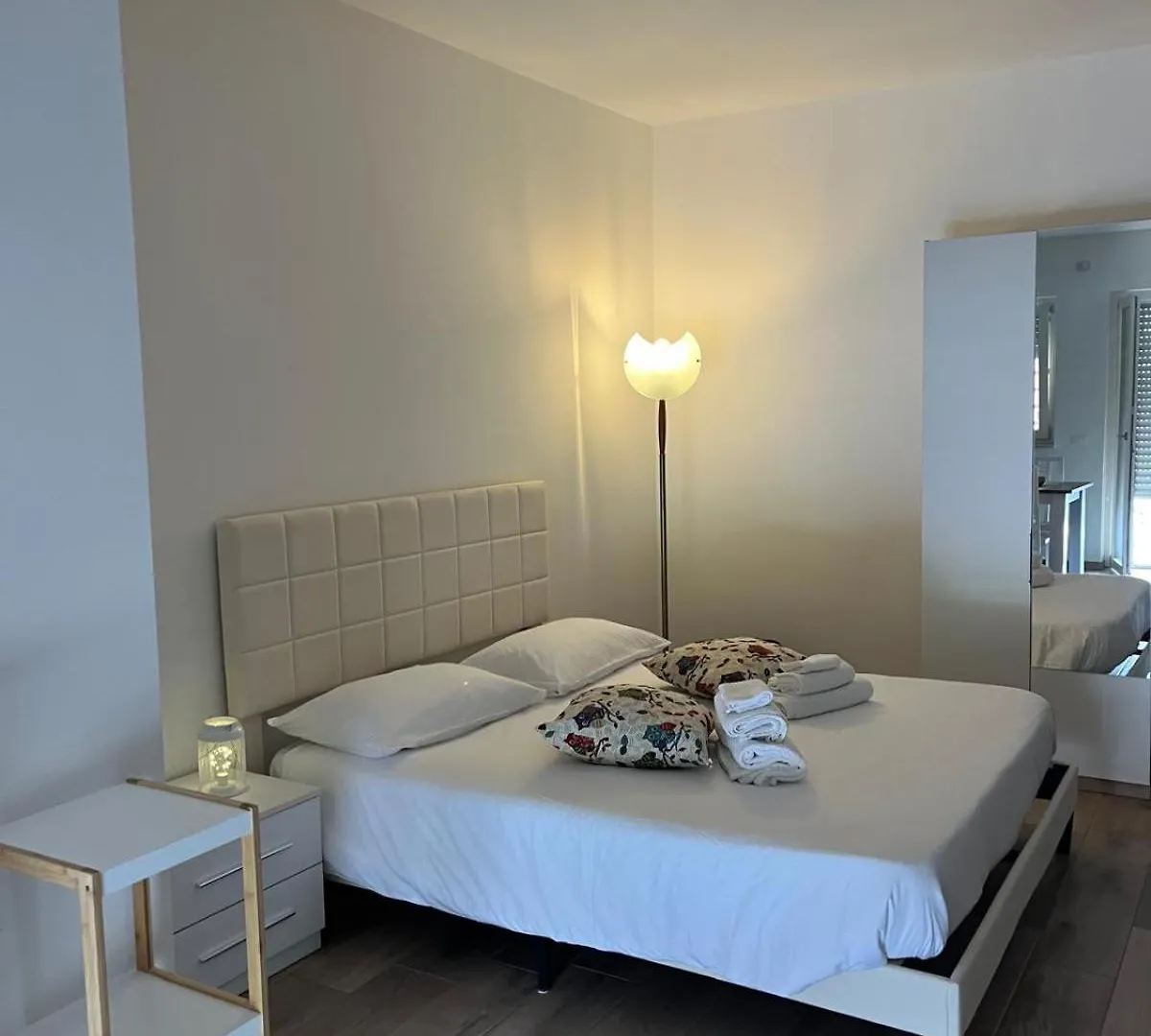 Nido Romano 0*, Rome